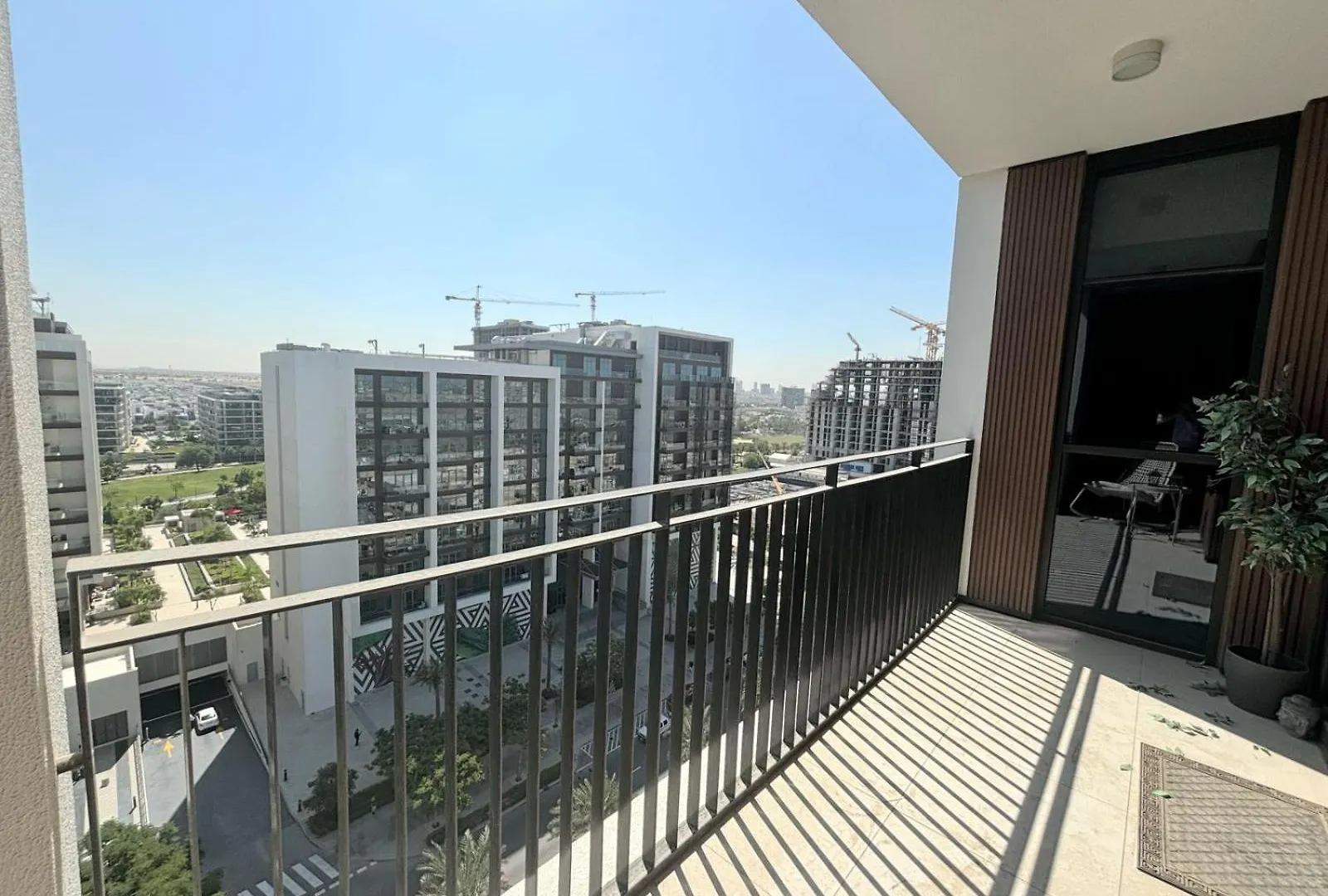 Charming 3 Bedrooms Apartment In Dubai Hills